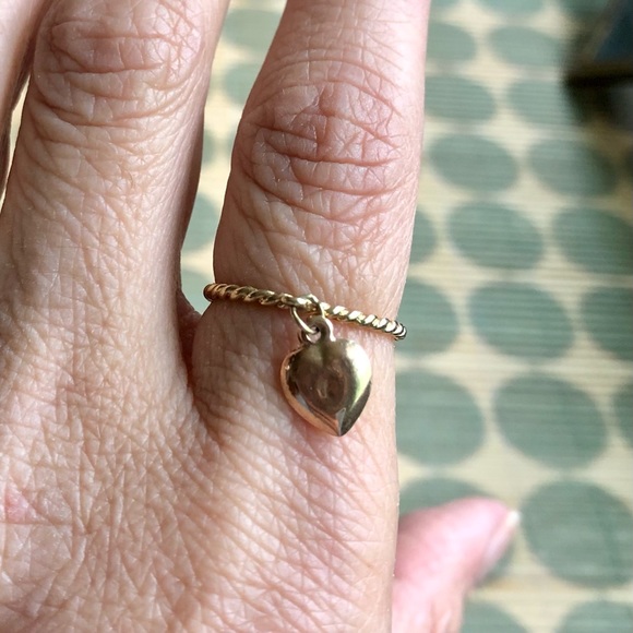 ‼️SOLD ‼️ 10k Yellow Gold Dangle Heart Braided Ring 7 - Picture 4 of 6